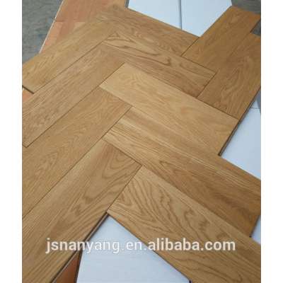 Natural oiled oak fishbone wood floorinng